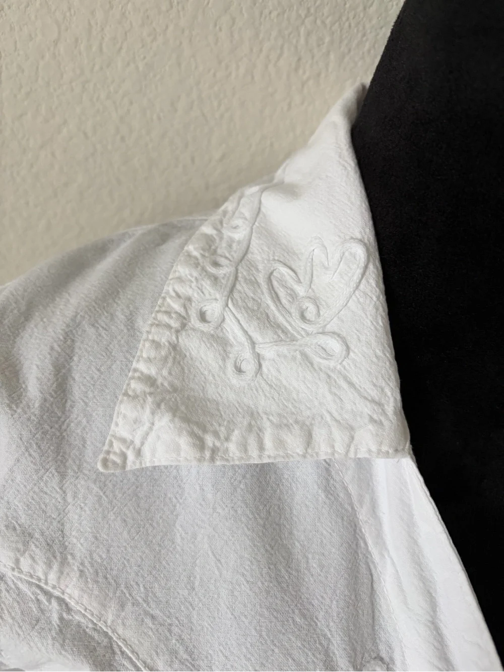 Scully Cantina White Women's Embroidered Button-Down Shirt size S - Picture 6 of 16